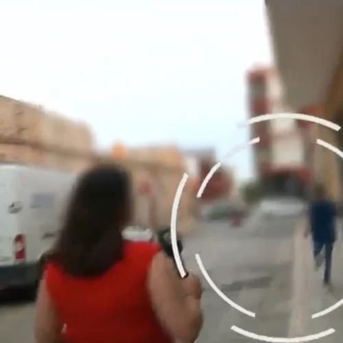 Anaís, la amiga de José Luis Ábalos, huye de la prensa tras asegurar que está &quot;muy agobiada y nerviosa&quot;