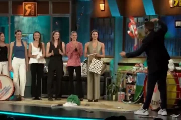 Broncano rompe el regalo de las campeonas de Europa de Gimnasia Rítmica: &quot;¿Por qué me silbais?&quot;