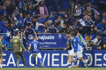 El Oviedo vuelve por fin a Primera 24 años después tras vencer al Mirandés en la prórroga