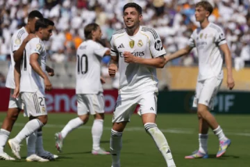El Real Madrid de Xabi Alonso empieza a rodar: victoria cómoda, con uno menos, sobre el Pachuca