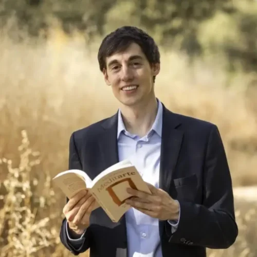 Ignacio Mateos: &quot;La prisa se puede detener con la contemplación. Creo en el poder sanador del arte&quot;