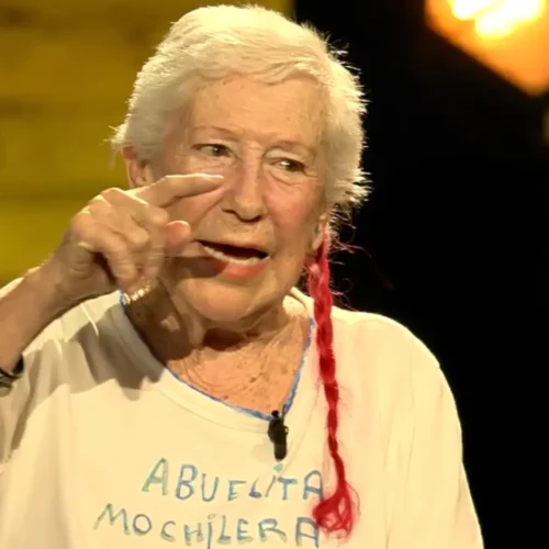 La abuelita mochilera sorprende en 'Futuro Imperfecto' y recuerda su primera vuelta al mundo: &quot;Hablaba con mi mochila&quot;
