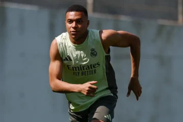 Mbappé, hospitalizado en Miami por un &quot;cuadro agudo de gastroenteritis&quot;