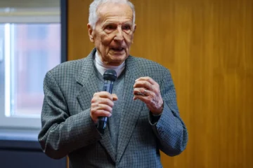 Silvio Garattini, oncólogo de 96 años, da las dos claves para evitar la mayoría de enfermedades: &quot;Se necesita una revolución&quot;