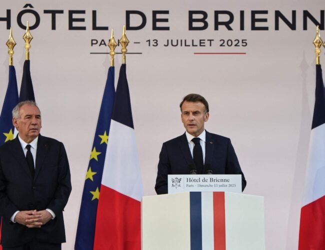 Macron anuncia un aumento sin precedentes del gasto en Defensa: «Nunca desde 1945 la libertad de Europa ha estado tan amenazada»