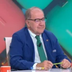 El psiquiatra José Carlos Fuertes, sobre las vacaciones de los políticos: «Su trabajo no es duro, es darle a un botoncito»