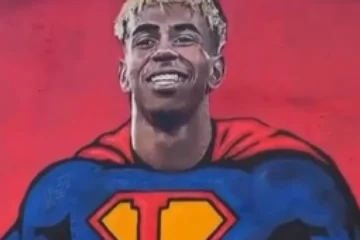 Vandalizan el mural de Lamine Yamal en Barcelona con dibujos de los siete enanitos de Blancanieves