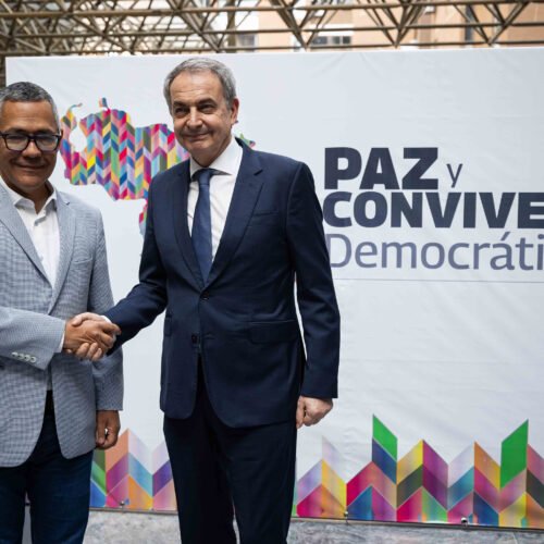 Delcy recibe a Zapatero en Caracas 18 meses después del megafraude electoral: «Tengo una gran confianza en la presidenta»
