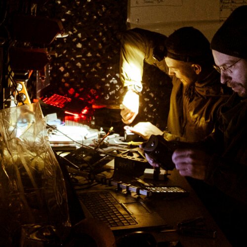 De sótanos a la línea de fuego: por qué los drones están cambiando el campo de batalla en la guerra de Ucrania