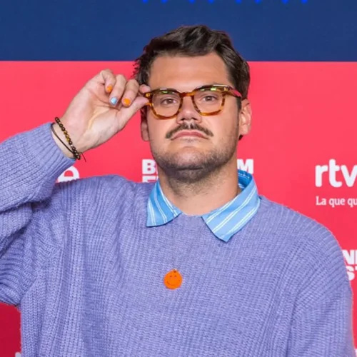 Greg Taro: «Que el ganador no vaya a Eurovisión es positivo, todos los recursos se están concentrando en el Benidorm Fest»