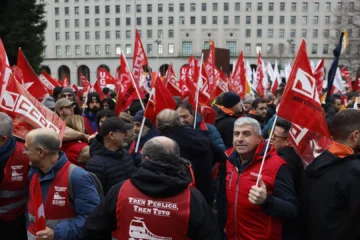 Los maquinistas exigen para frenar la huelga que la Agencia de Seguridad Ferroviaria «esté más encima» de Adif y las operadoras