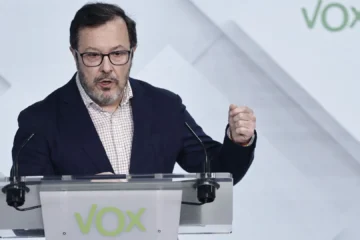 Vox pide consejerías «con estructura y con presupuesto» en Aragón: «No hemos venido a gestionar la decadencia, sino a combatirla»
