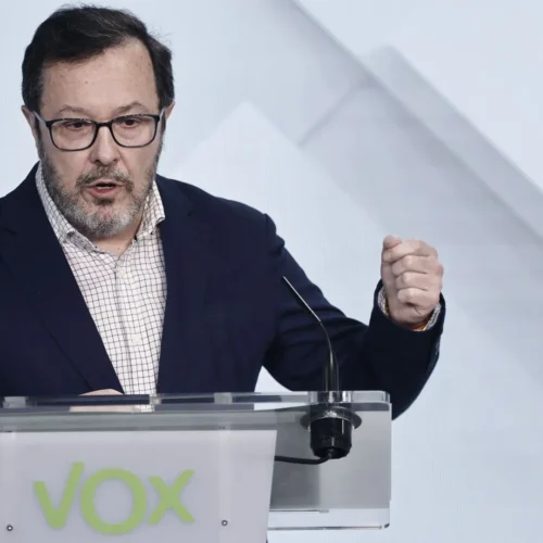 Vox pide consejerías «con estructura y con presupuesto» en Aragón: «No hemos venido a gestionar la decadencia, sino a combatirla»