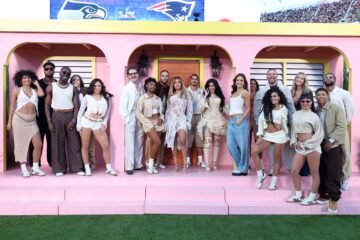 De Karol G y Pedro Pascal en La Casita a DiCaprio y Justin Bieber en las gradas: todos los famosos de la Super Bowl