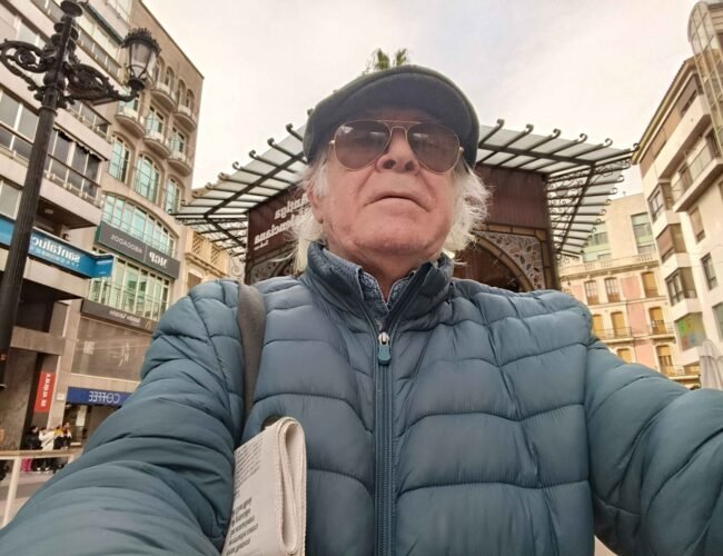 Javier Méndez-Vigo Hernández transforma la poesía social en un testimonio emocional de nuestro tiempo