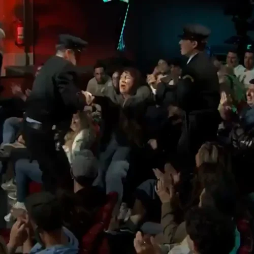 La confusión en ‘La Revuelta’ que acabó con una espectadora arrastrada fuera del teatro por guardias de seguridad