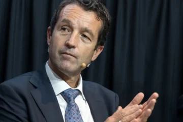 Los Escribano renuncian a la fusión con Indra tras la intervención del Gobierno en la operación