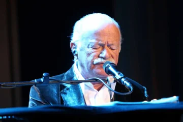 La cultura italiana rinde tributo al «inmenso» Gino Paoli, autor de ‘Sapore di sale’, fallecido a los 91 años