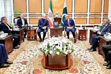 Qalibaf y Araghchi, los dos rostros del poder iraní que negocian en Islamabad