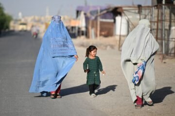 Deportaciones a cambio de reconocimiento diplomático: los talibán piden a la UE «confianza y presencia consular» en su histórica reunión en Bruselas