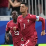 Cristiano, más histórico: doblete a Uzbekistán para ser el primer futbolista que marca en seis Mundiales