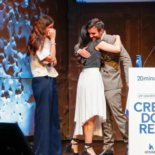 El gesto solidario de Nachter en los Premios Creadores: dona su cheque a una fundación que ayuda a niños en centros de acogida