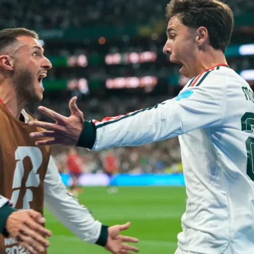 México completa una fase de grupos perfecta en el Mundial y deja fuera a Chequia