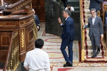 El PP inflige una «derrota sin precedentes» a Sánchez, al que ve ya «sin oxígeno»: «Cinco grupos le hemos dicho vete ya»