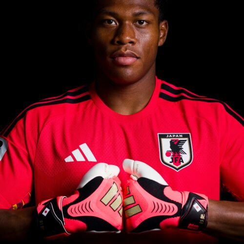 Zion Suzuki, el portero mestizo de la selección de fútbol nipona que causa furor en un Japón hostil con la inmigración