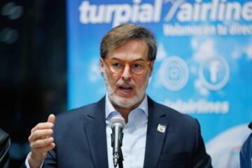Delcy Rodríguez nombra supercanciller al hispanovenezolano Plasencia, compañero de viaje en el Delcygate