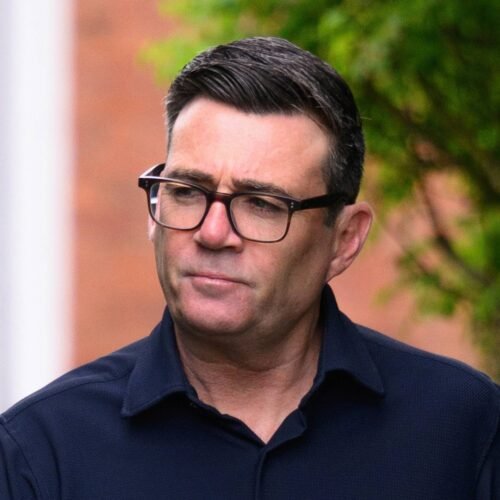 Burnham, el nuevo líder laborista, promete descentralización y más Estado, pero no ofrece ninguna política clara