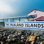 Desde las Malvinas, que ganaron el partido importante a los ingleses y argentinos, hasta los desequilibrios macroeconómicos que puede provocar el yoga