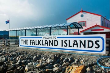 Desde las Malvinas, que ganaron el partido importante a los ingleses y argentinos, hasta los desequilibrios macroeconómicos que puede provocar el yoga