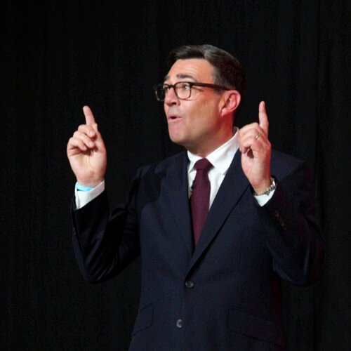 Andy Burnham y su ‘Manchesterismo’: el ‘eslogan’ de un político en busca de una política