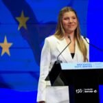 La infanta Sofía pronuncia su primer discurso oficial con el apoyo sorpresa de los reyes Felipe VI y Letizia y la princesa Leonor