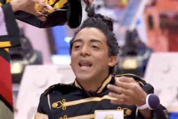 Yolanda Ramos saca las tijeras en ‘Maestros de la costura’ para cortarle el pelo a Jazz Vilá: «Estoy desmoralizado»
