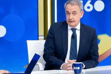 Zapatero dice que no tuvo datos del rescate de Plus Ultra pero no explica por qué ‘Julito’ supo que se aprobaría 11 días antes