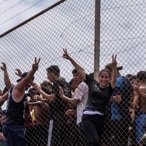 El Supremo avaló que las devoluciones en caliente se apliquen también en el mar solo si hubiera «elementos de contención fronteriza»