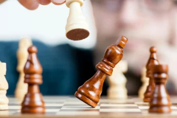 El ajedrez, un «entrenador cerebral» que previene la demencia y ayuda en terapias de TDAH