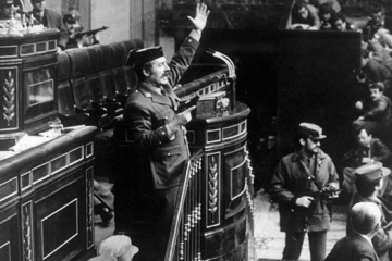 RTVE lanza la vuelta de ‘Los archivos secretos del NO-DO’ con imágenes inéditas del 23-F y otras censuradas por el franquismo