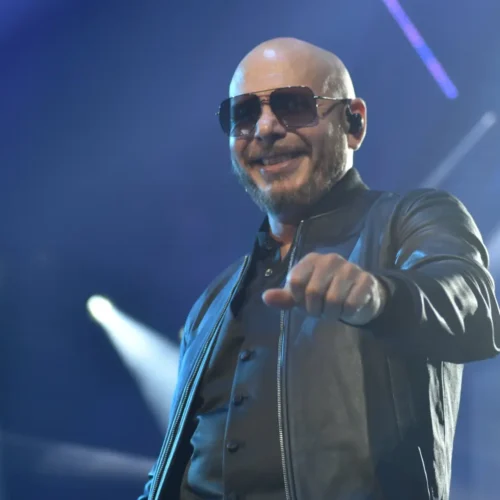 Pitbull anuncia el lanzamiento de ‘Pitcoin’, su nuevo álbum de estudio