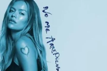 Homenaje o copia: Karol G vuelve a la polémica porque la portada de su nuevo disco se parece mucho a una de Britney Spears