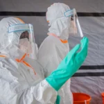La OMS vuelve a alertar sobre la expansión del ébola en el Congo: «El 70% de la gente está muriendo en casa»