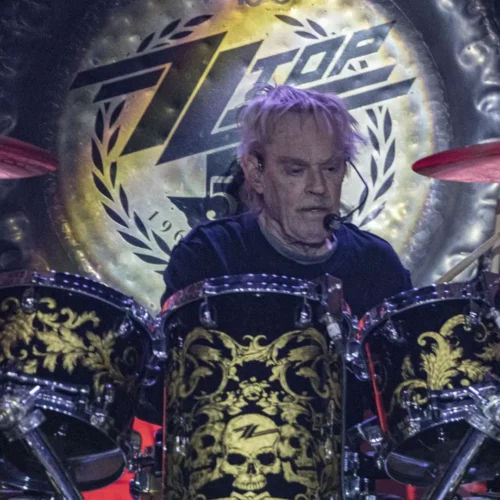 Muere Frank Beard, batería de la banda de rock ZZ Top, a los 77 años
