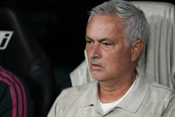 José Mourinho: «Mbappé es increíble, tiene hambre de hacer historia en el Real Madrid»