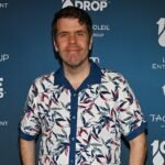 El bloguero Perez Hilton, hospitalizado tras infligirse daño a sí mismo en una retransmisión en directo