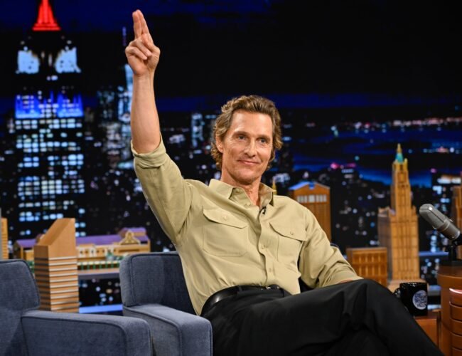 Matthew McConaughey repasa las anécdotas de su carrera: de la película que más ganancias le genera al papel en una exitosa serie que rechazó