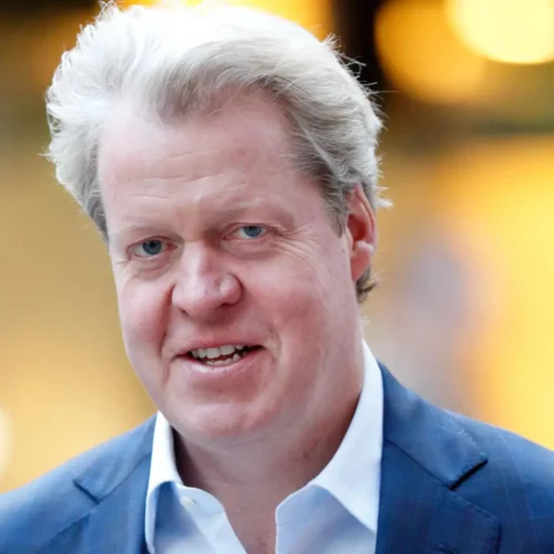 Charles Spencer publica un libro sobre la vida de su hermana, Lady Di