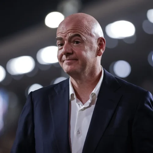 Gianni Infantino se echa atrás y entierra el plan de ‘vender’ el Mundial: «El proyecto ha creado divisiones y no seguirá adelante»