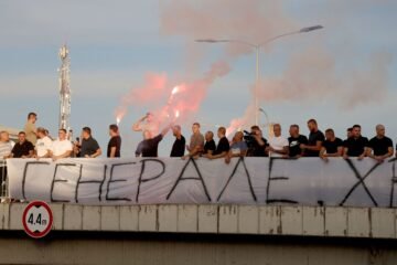 Indignación de la UE con Serbia ante la despedida con honores a Mladic: «Los valores que sustentan nuestro futuro común no son negociables»